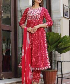 ★রেডিমেড নায়রা কাট গাউন ★