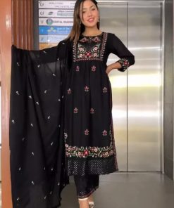 Indian readymade nayra cut 4pis