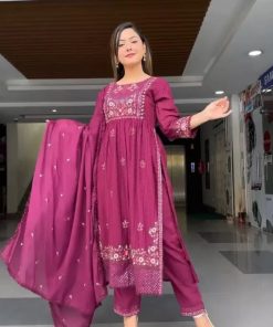 Indian readymade nayra cut 4pis