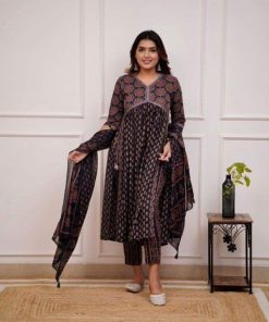 √√Ladies Attractive 3Pc